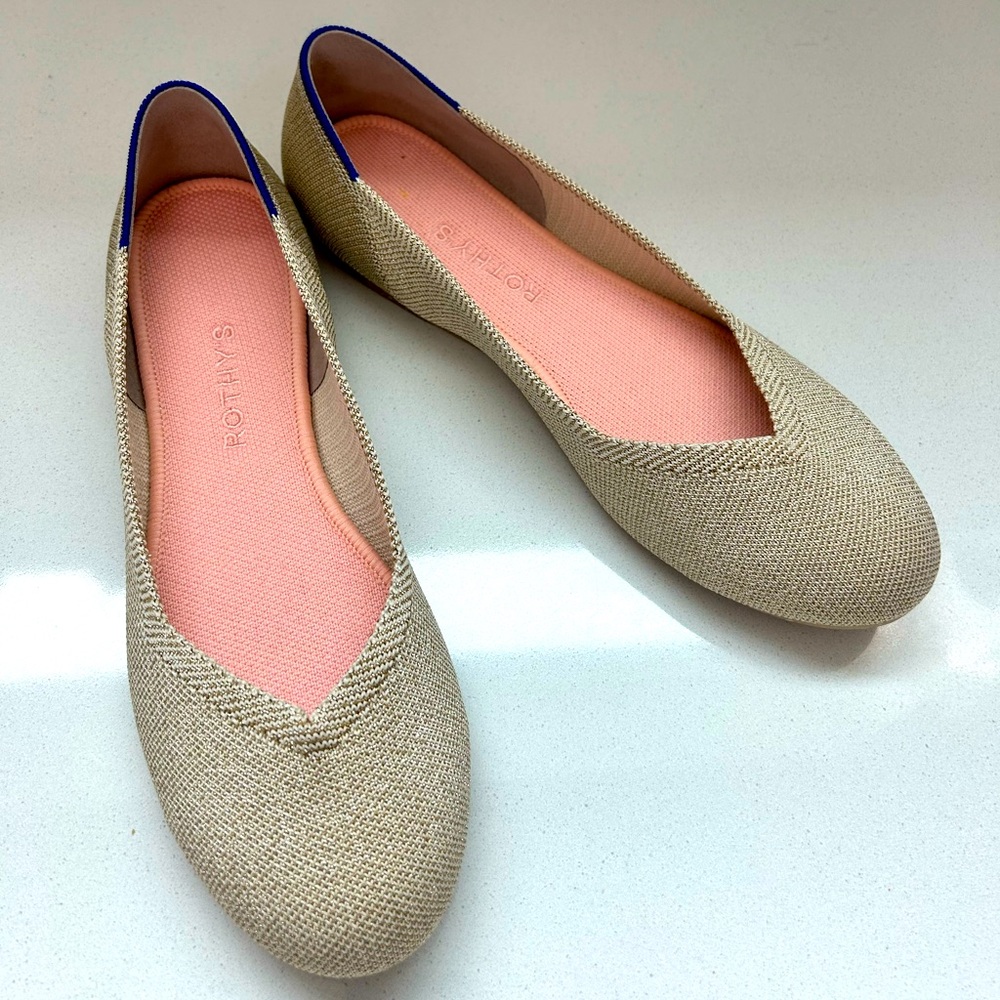 Rothy’s round toe flats in metallic light gold, size 9.5